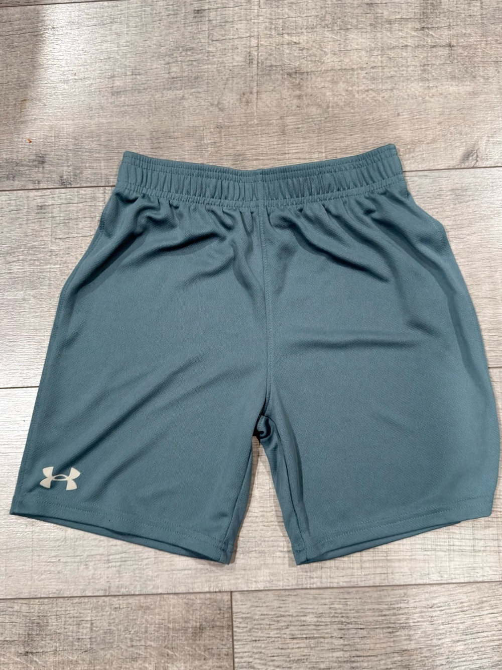 Under Armour Boys Youth Medium Athletic Shorts Blue Gray Performance Gym Sports
